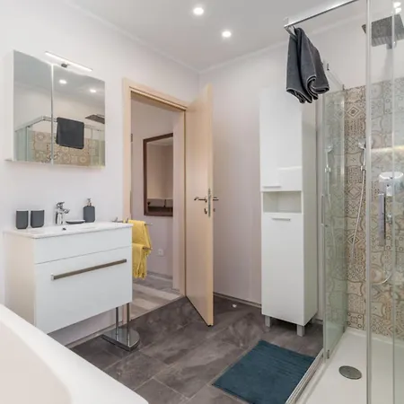 Holiday home Bianca By Interhome Valbandon